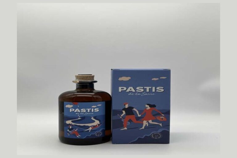 Pastis de la Sarre – Flasche und Geschenkverpackung